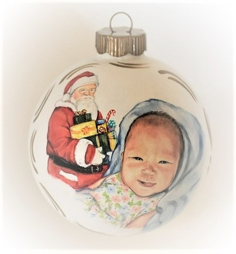 Baby - Kinderportrait mit Weihnachtsmann - Christbaumkugeln