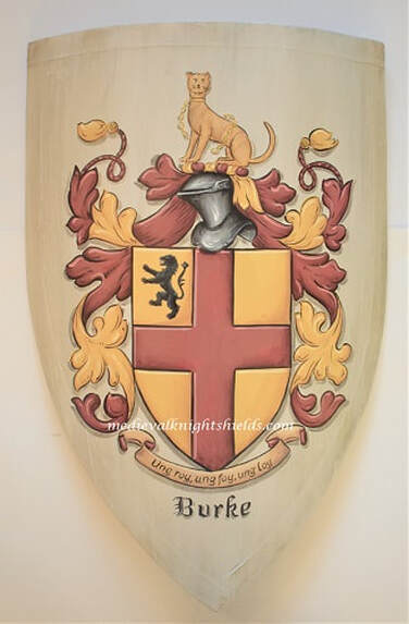 Burke Wappenschild, Familienwappen auf Antikweiss